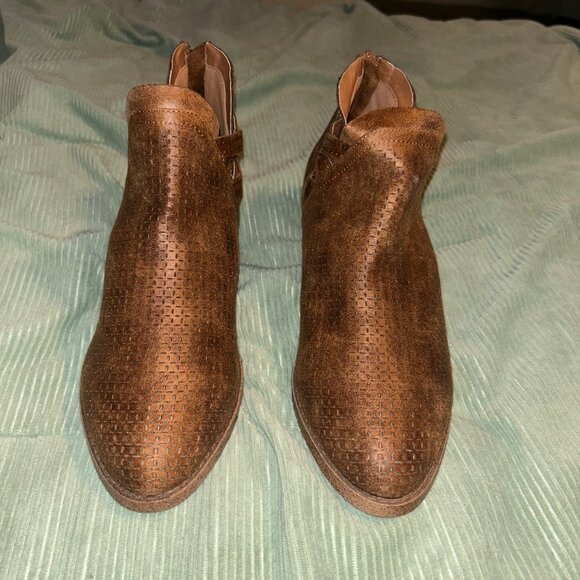 Booties - Picture 3 of 5